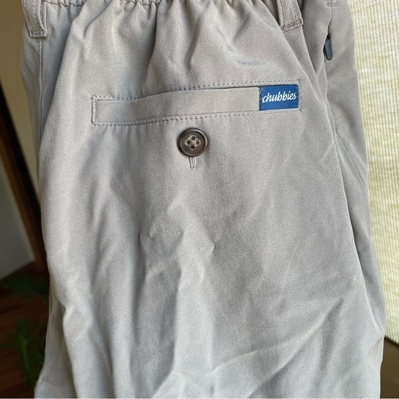 Chubbies Everywhere Performance Gray Shorts No Liner, 6" inseam - Picture 15 of 16